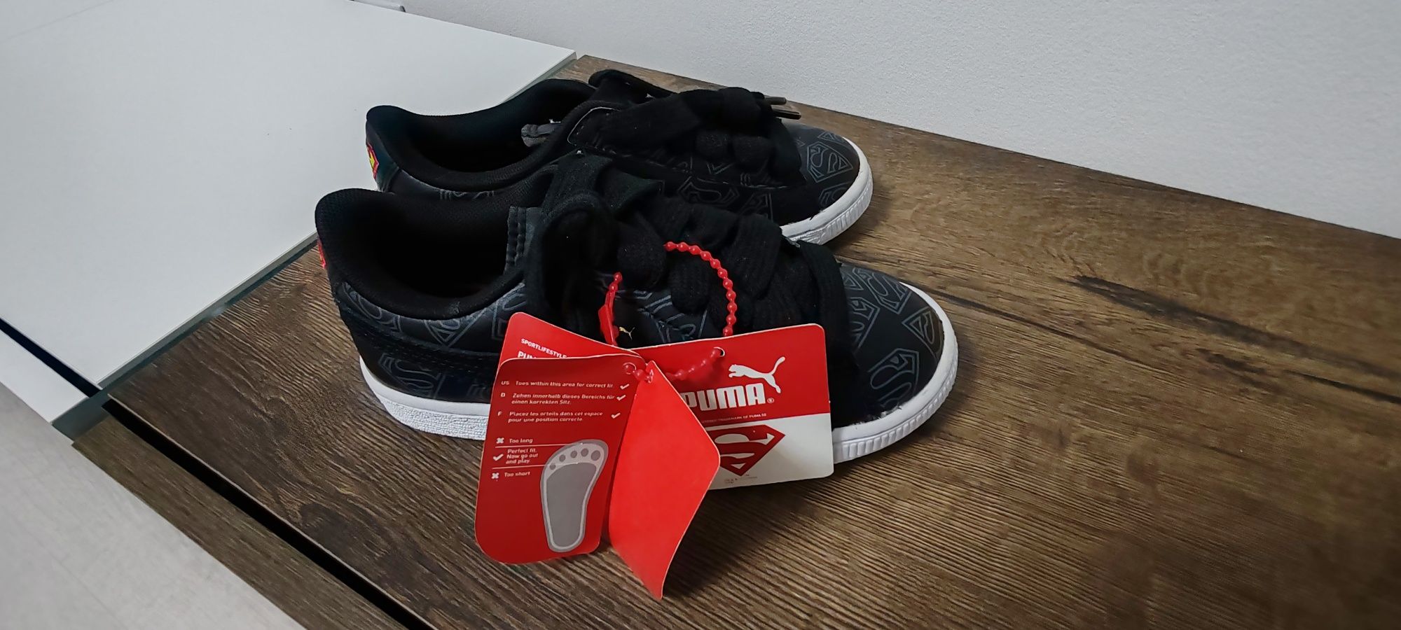Adidași Puma Superman 32