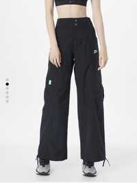 Pantaloni nike wide leg sportswear noi cu ericheta