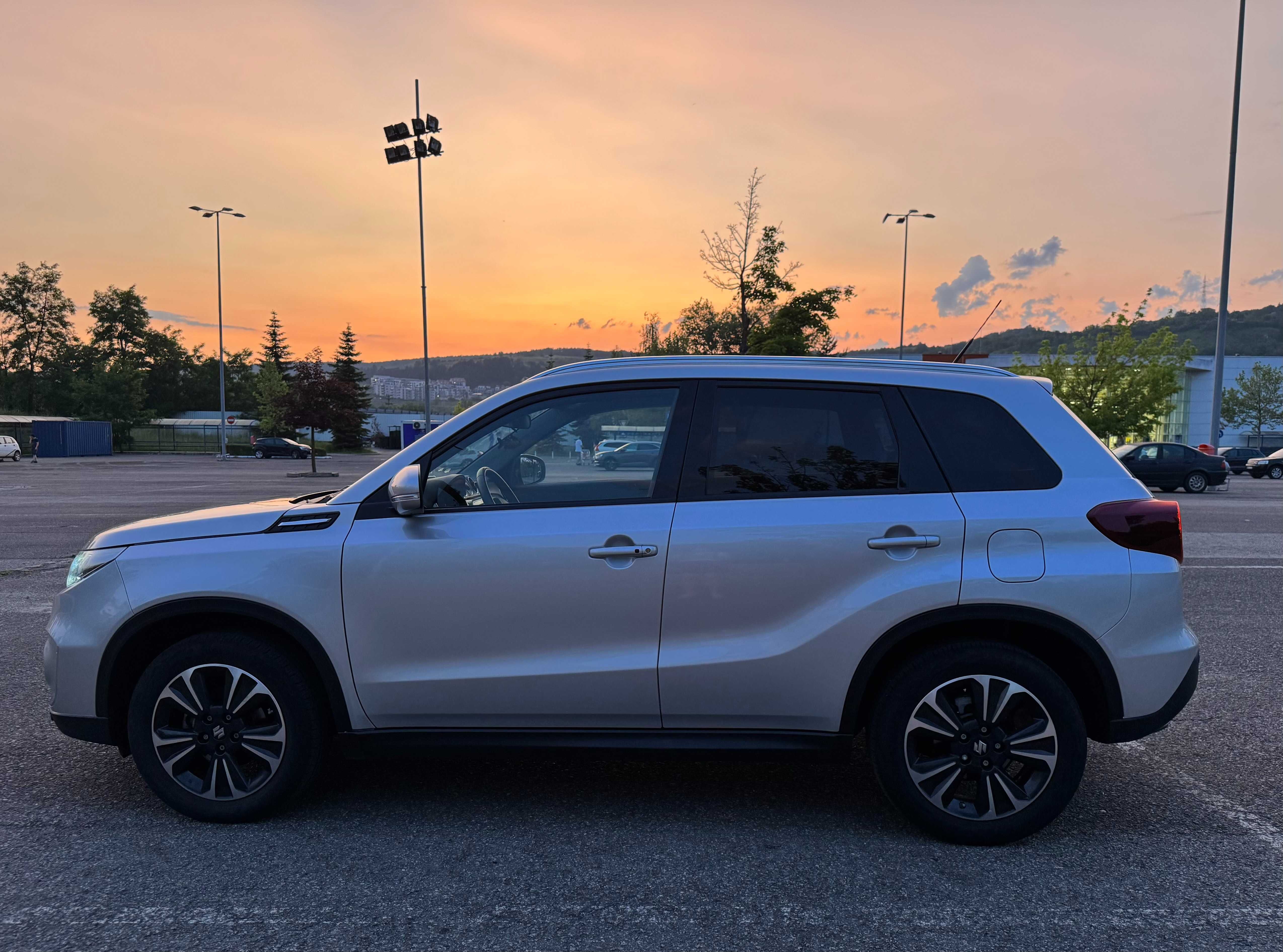 suzuki vitara 2023 4x4