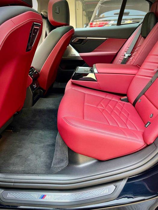 BMW i5 40L (Exclusive M-Sport) 2025