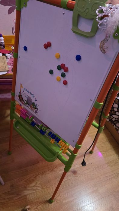 Мольберт детский