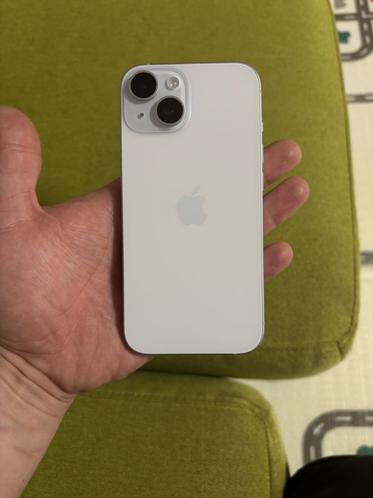 Iphone 15 blue 256 като нов!