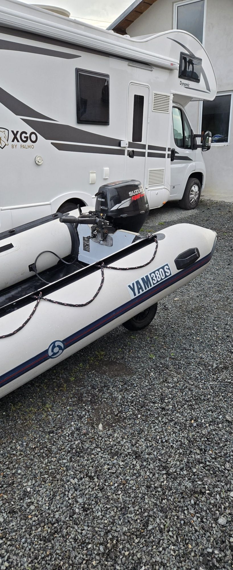 Barca yamaha 3.8m