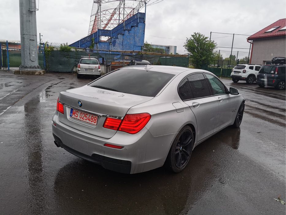 Dezmembrez bmw seria7 f01 N57D30A 245cp 2012