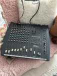 statie cu mixer si boxe 2x 600 wati Studiomaster Powerhouse 808 Mixer