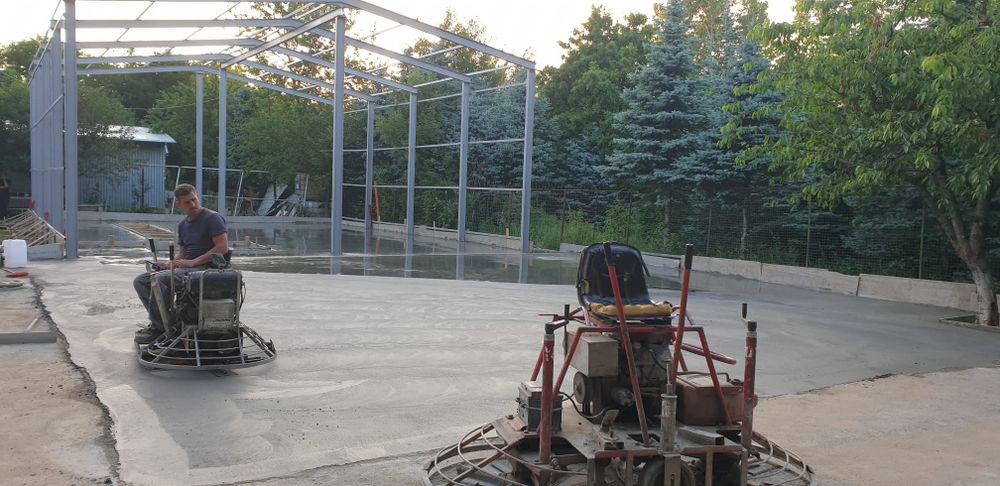 Turnare platforme șapă din Beton - industrial cu elicopter si cuart