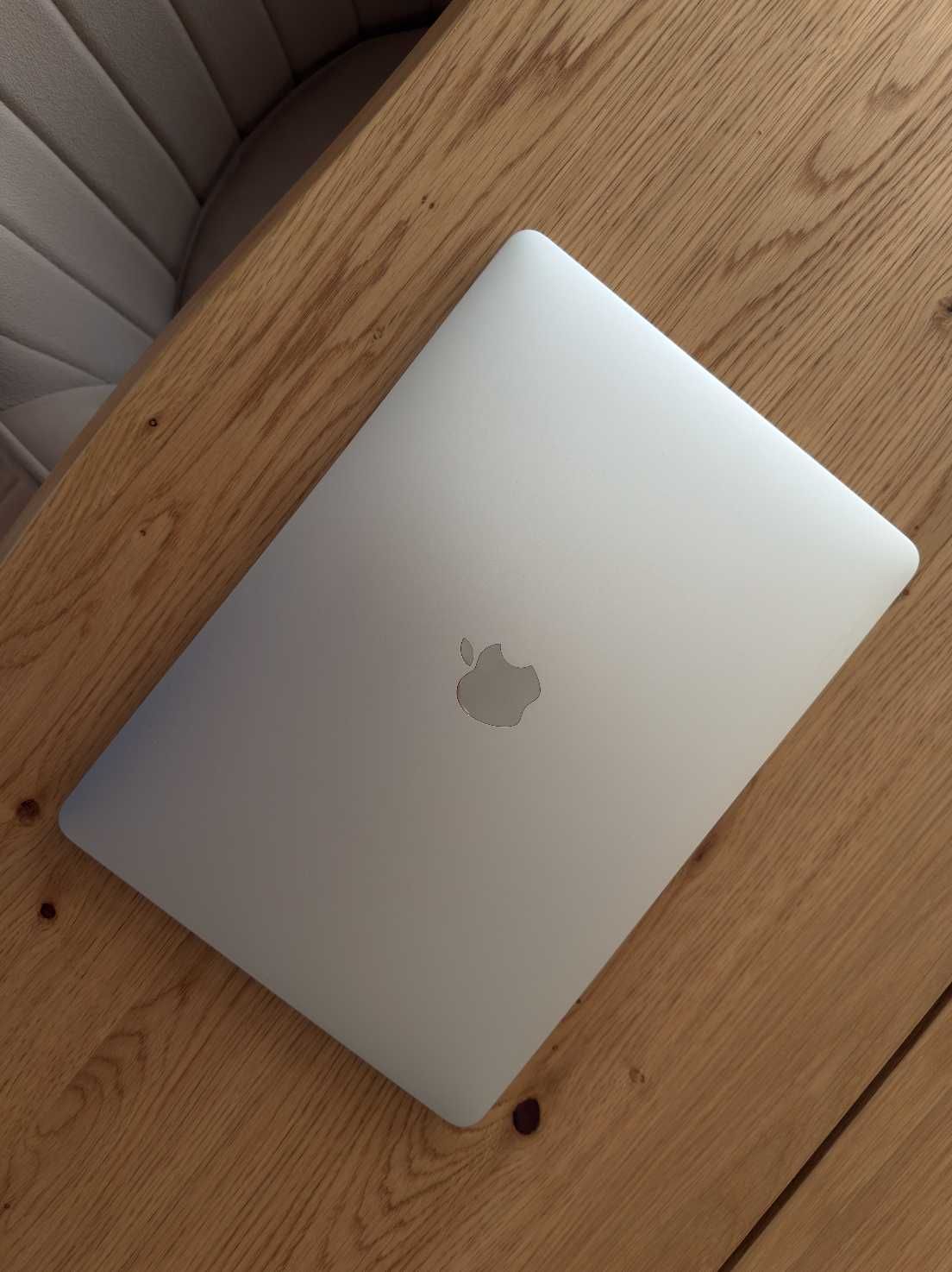 13" Core i5 Apple MacBook Pro 2019 | 16GB RAM / 512GB SSD / Touch Bar