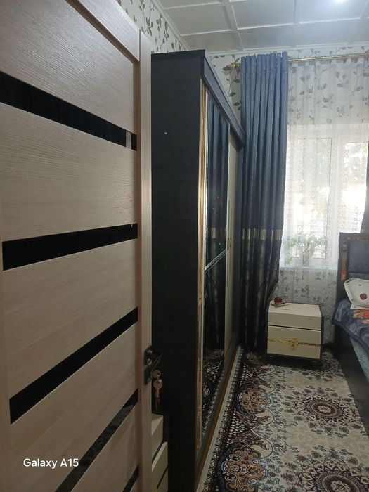 Продаётся часть участка Расположена в  центре  города Каган.