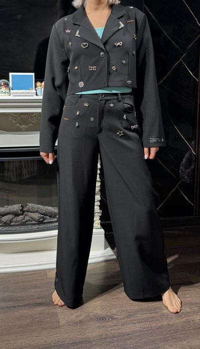 Продам женский костюм размер 44-46