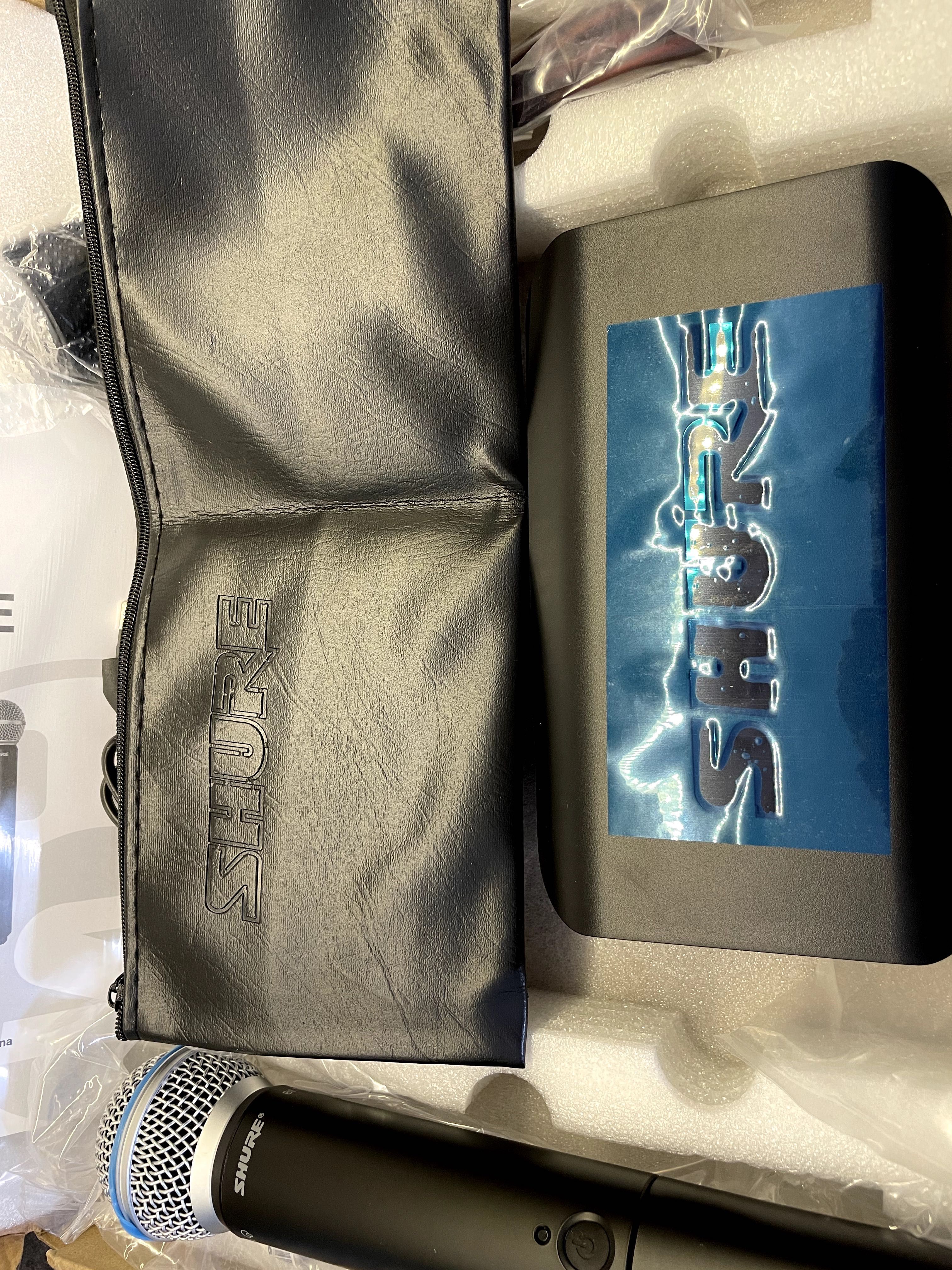 Безжичен микрофон Shure BLX 24