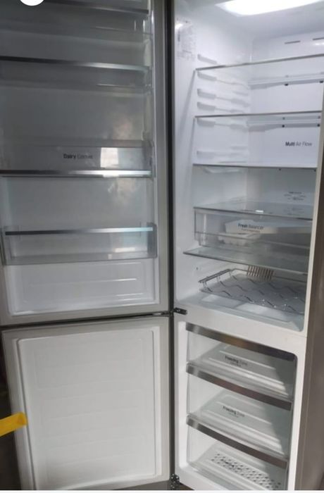 Продам холодильник LG