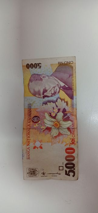 5.000 de lei vechi din anul  1998 cu seria 014C