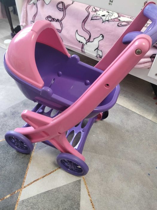 Продам коляску для кукол до 6 лет