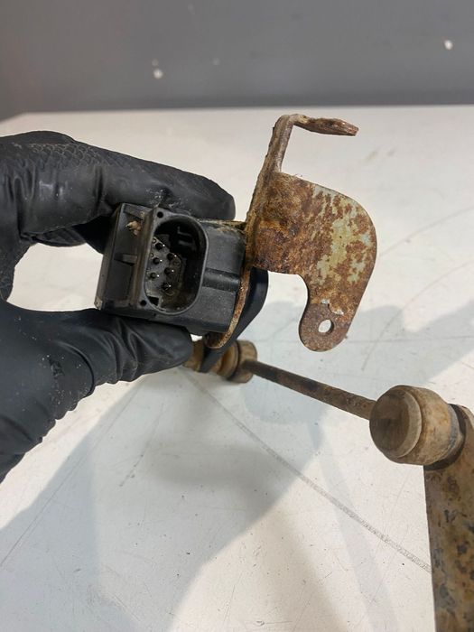 Cantar xenon punte spate VOLVO S60R 2006-2009 8622446