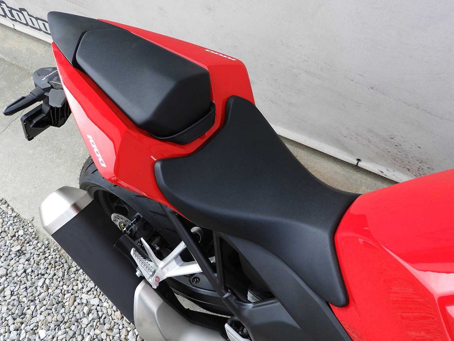 Motocicleta Honda CB1000 Hornet ABS 2025 | Rate | Leasing