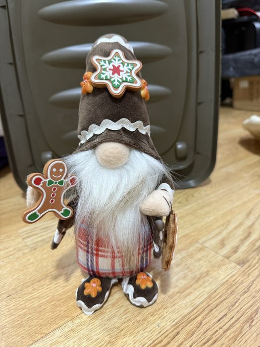 Кукла гномик продам