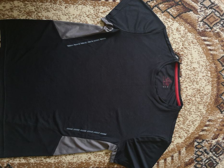 1бр. тениска! НОВА!!!