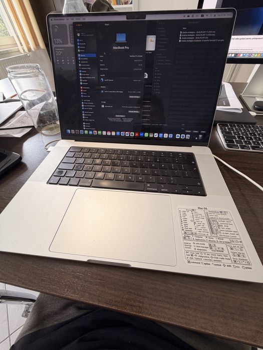 Macbook Pro 16 M1