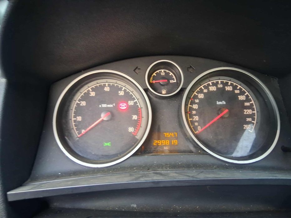 Opel zafira 1,8 benzina