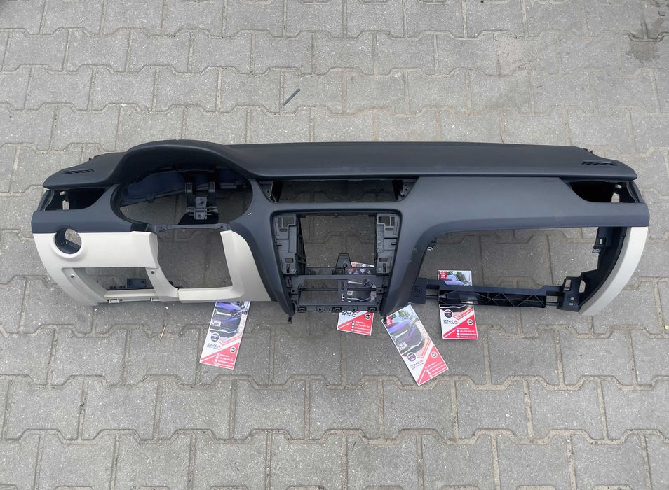 Skoda Octavia 3 kit airbag volan pasager plansa de bord  set centuri