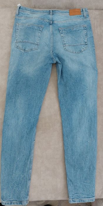 Blugi Bershka Denim Noi