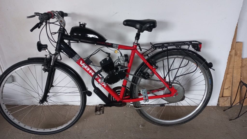 Vand bicicleta cu motor 80cm