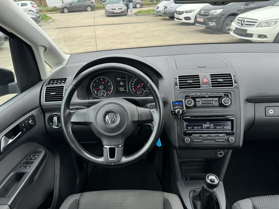 VW TOURAN 7 locuri 1.4Benzina