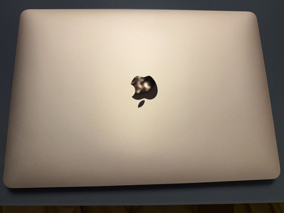 Macbook Air 13” , M1 8Gb Ram