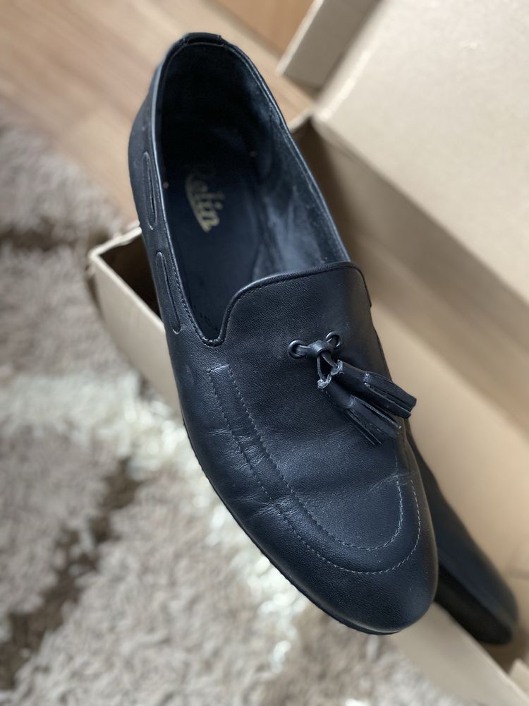 Pantofi negri barbati