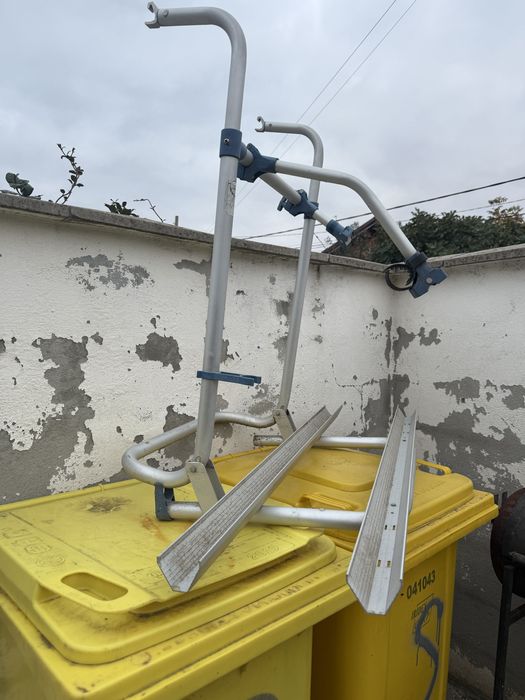 Vand suport biciclete rulota