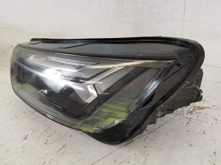 Фар Ляв Пълен Лед Ауди Q5 2 [фейслифт] [ - ] Оригинален Авариран Far L