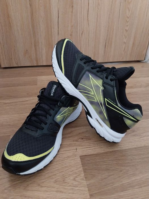 Adidasi originali Reebok nr.44