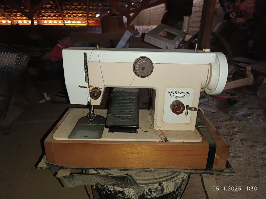 Продаётся швейная машинка Чайка 134