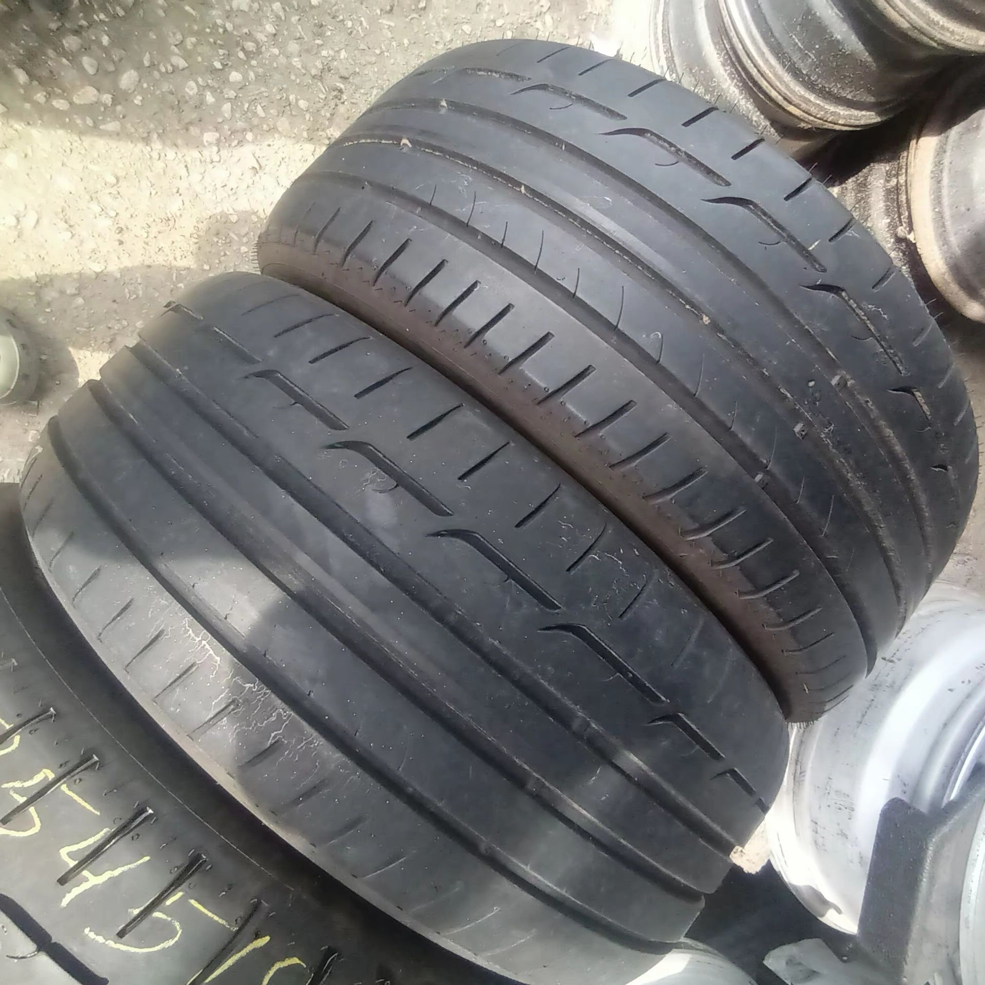 225 45 19 DUNLOP 4броя летни