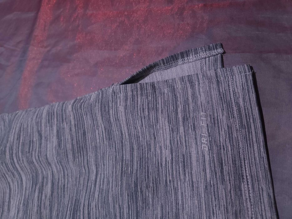 NIKE Dri-Fit Тениска с Качулка /Дамска S/M
