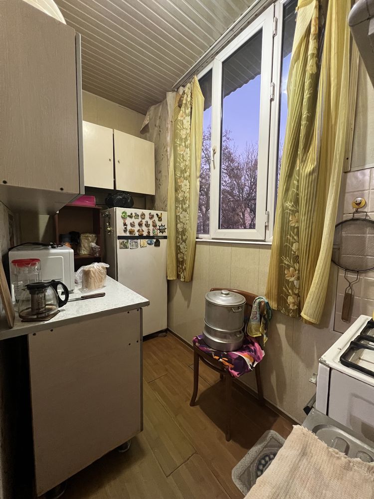 2 ком Ялангач. Рядом с базаром