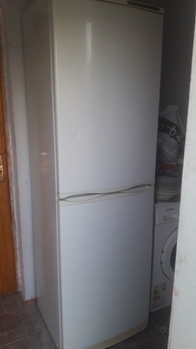 Продам холодильник