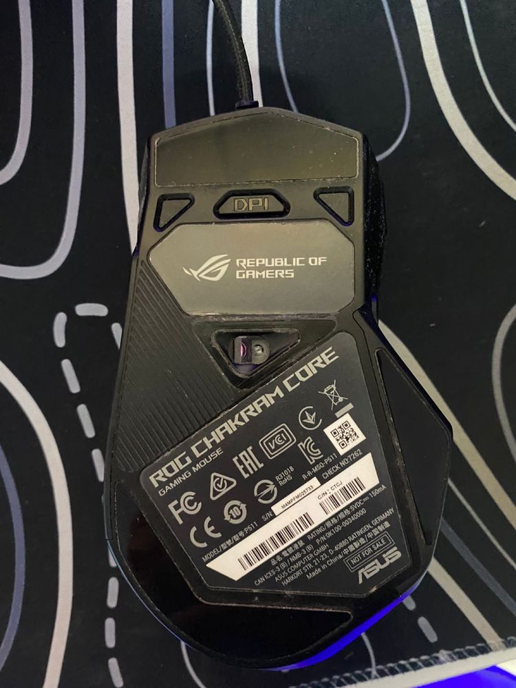 Продам мышку asus rog chakram core в хорошем состоянии!