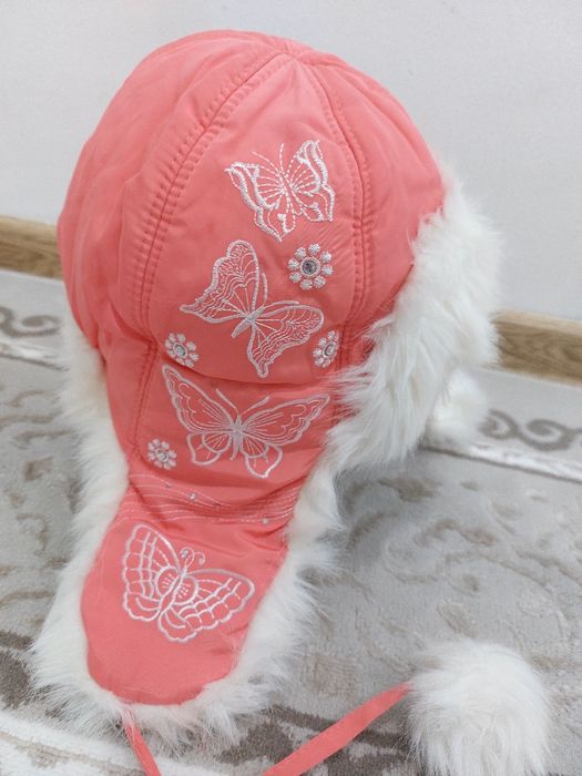 Продам ушанку на девочку