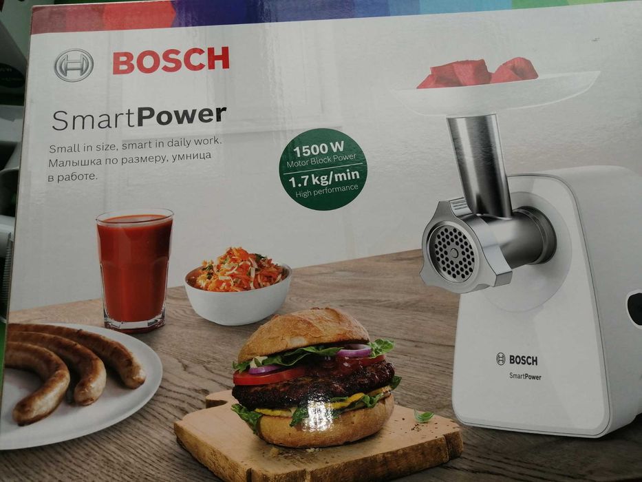 продавам месомелачка bosch mfw2517w 1500w