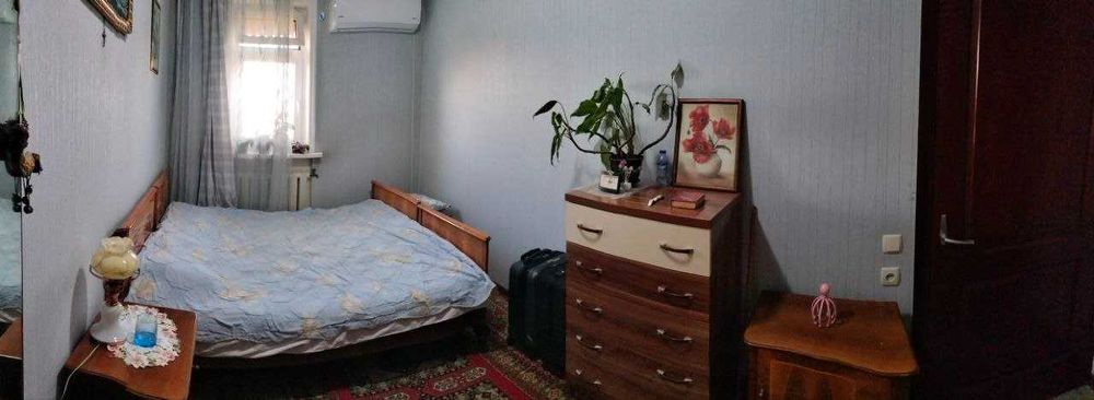Уютная трехкомнатная квартира в центре города в зеленом районе