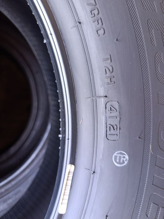 Anvelope de iarnă noi 225 60 17 Bridgestone dot 2021