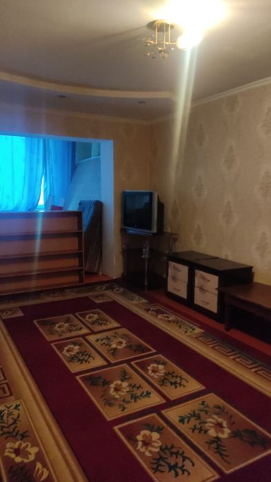 Продается 3 комн квартира. Район Старого автовокзала.