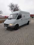 Mercedes 311 , 330 mii km
