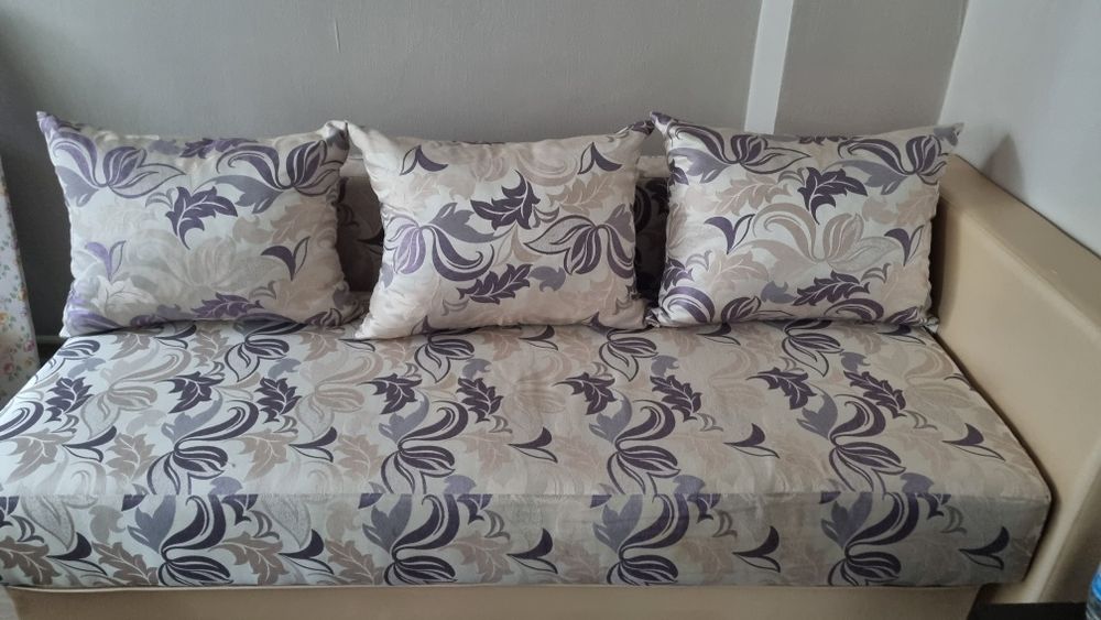 Продам кравать диван в хорошем состоянии