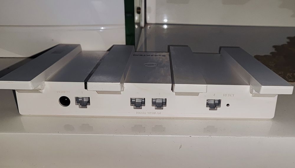 WiFi роутер W57100 v2 WiFi 6 как новый есть несколько штук.