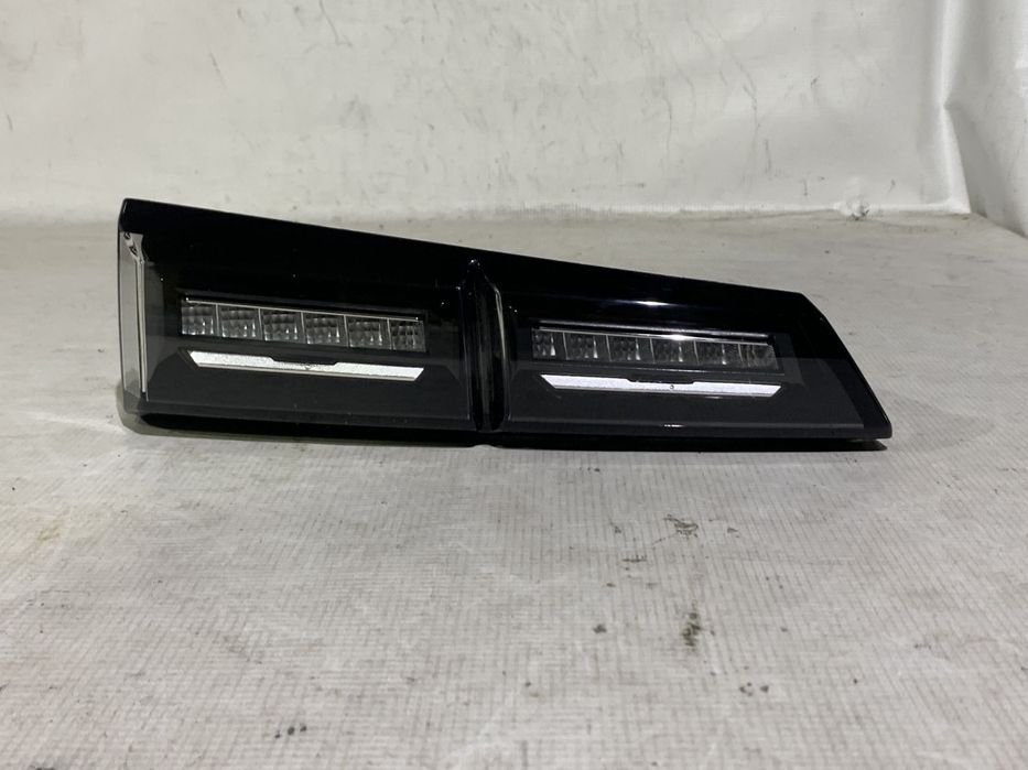 Stop stanga spate pe hayon, Peugeot 308, 2021, 2022, 2023, 2024, cod origine OE 9835300680.