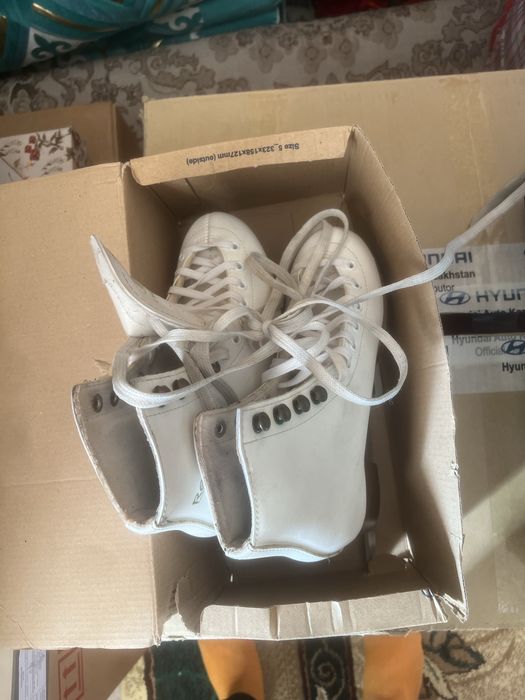 Коньки для фигурного катания