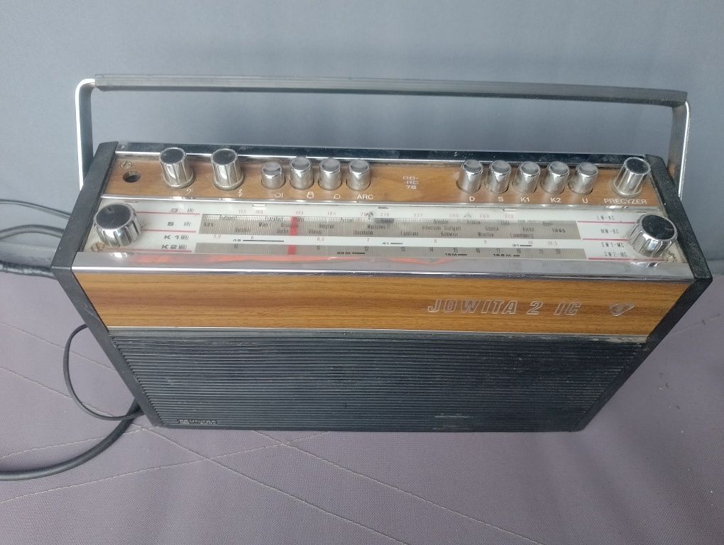 Старо радио унитра