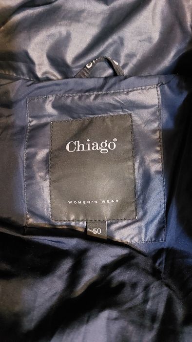 Продаю зимнюю куртку